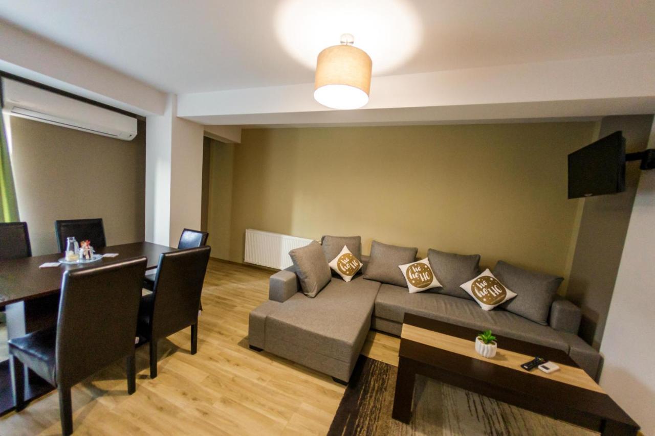Ferienwohnung Apartament Business Langa Vivo Mall Baia Mare Exterior foto