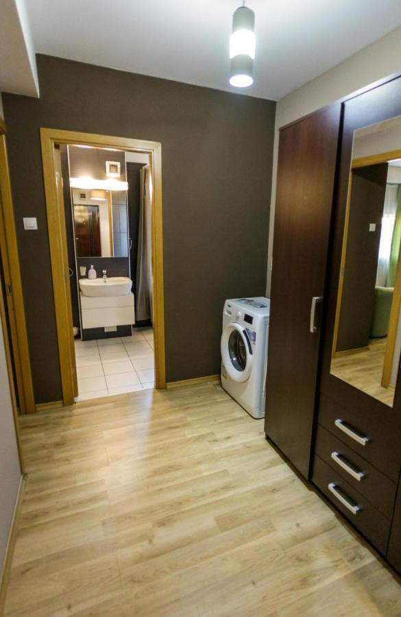 Ferienwohnung Apartament Business Langa Vivo Mall Baia Mare Exterior foto